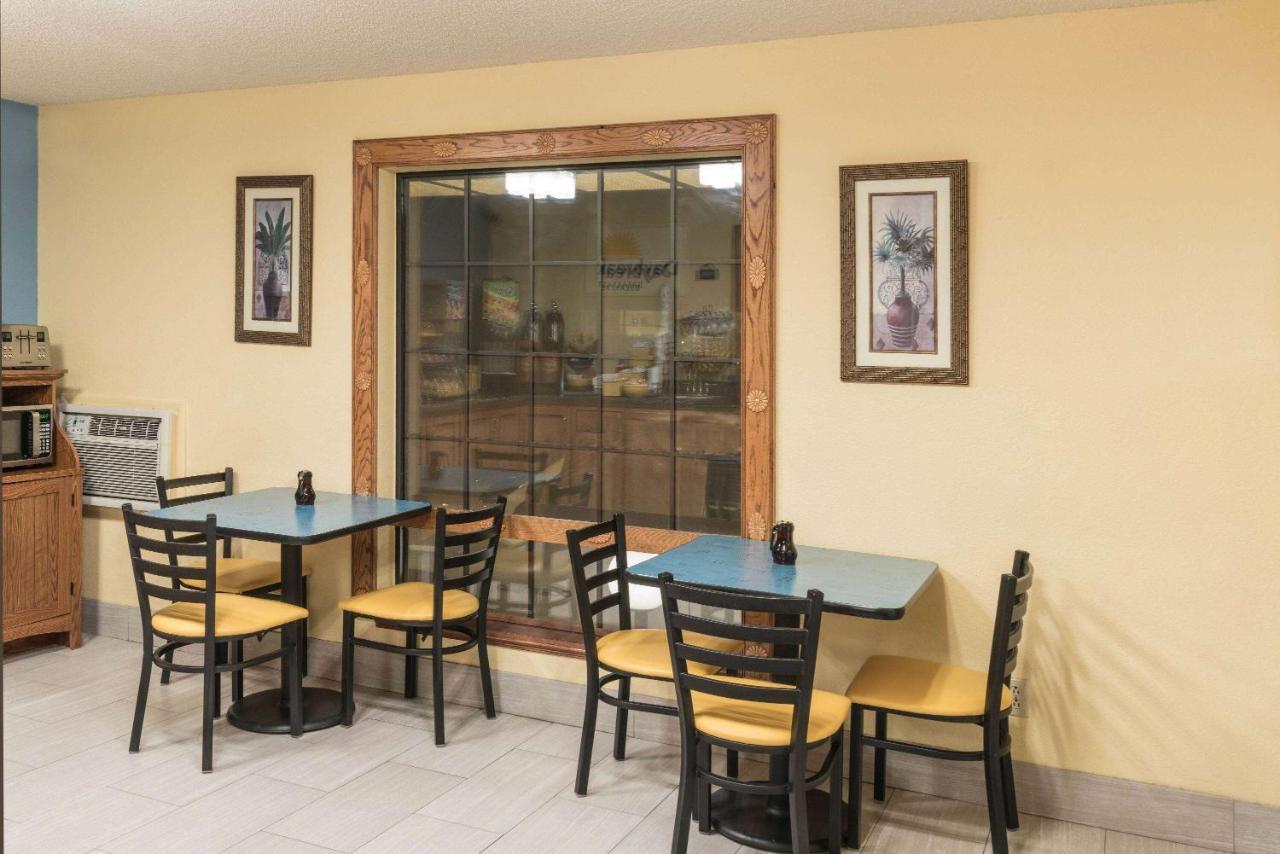 Days Inn By Wyndham Tucumcari Eksteriør bilde