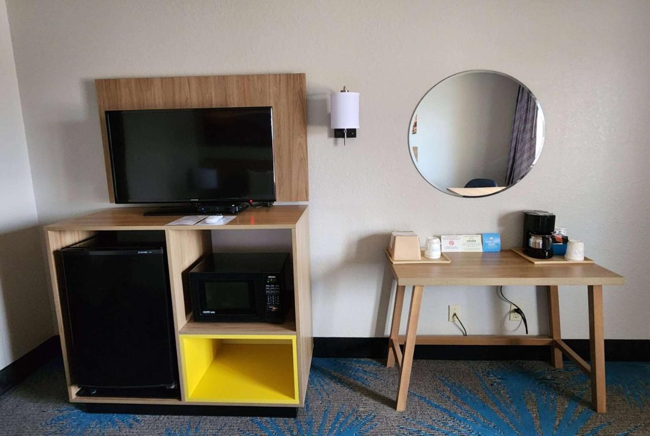 Days Inn By Wyndham Tucumcari Eksteriør bilde